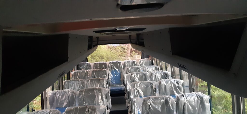 30 seater tourist bus