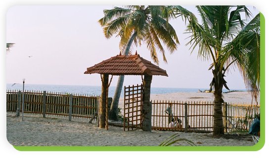 pozhiyoram beach