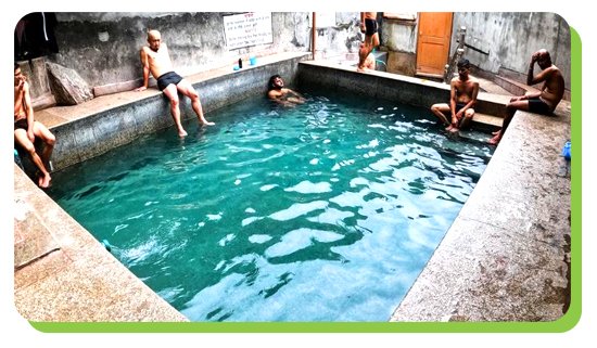 vashisht hot water springs